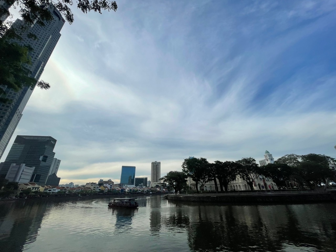 Singapore River view toward Victoria Theatre and Concert Hall in the Civic District.
