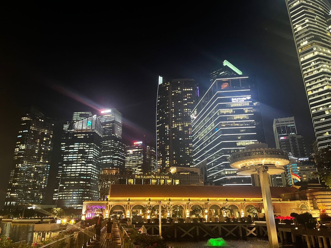 The Fullerton Bay Hotel with Singapore's Marina Bay financial district in the background.