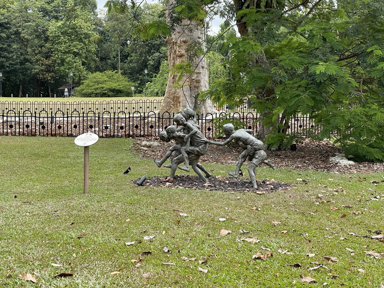 Sculpture art display within Singapore Botanic Gardens.