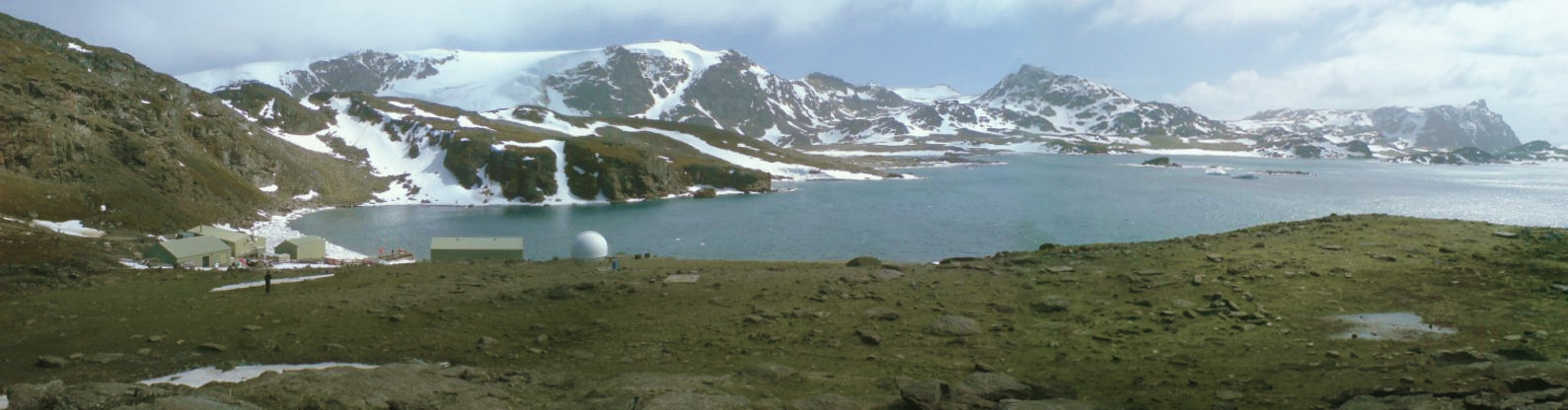 Panorama of Signy Island and its research station beside a bay in the South Orkney Islands